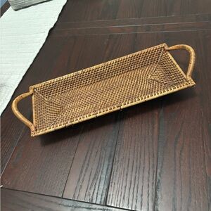 Pampered Chef, Wood Bottom Woven Rattan Serving Tray with Handles - Brown
